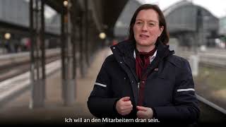 Unsere Vorständin für “Produktion DB Fernverkehr“ Anja Schöllmann fährt den ICE selbst.