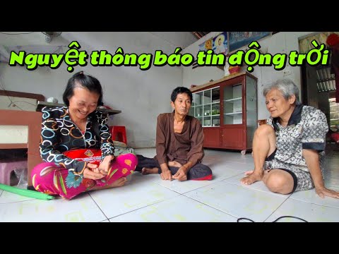 Nguyệt qua hỏi thăm tình hình bệnh của chi và kệ chuyện động trời. .