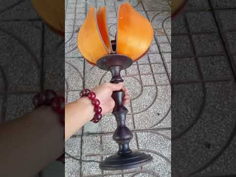 Đèn hoa sen xưa bằng gỗ chắc lành tít rất đẹp giá rẻ ai kết alo em ạ thanks