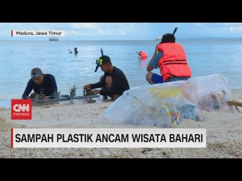 Sampah Plastik Ancam Wisata Bahari
