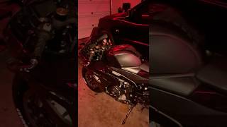 Trackhawk/GSXR1000 6lackonblack love