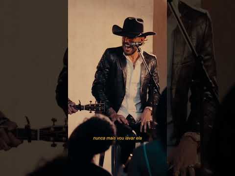 ela foi embora com meu moletom, e pra judiar, deixou o cheiro dela... #LuanPereira #Moletom