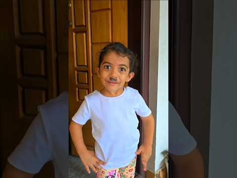 എന്താ language problem ആണോ 🤭എന്നോട് സംസാരിച്ചോളൂ 😁ഞാൻ ശരി ആക്കി താരം 😁😁#nidhi #expressionqueen #cute