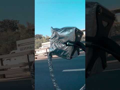 Тормозной парашют в центре города!