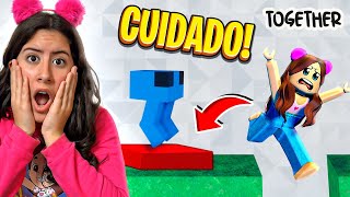 Maria Clara e Papai GRUDADOS: Escapando do Obby IMPOSSÍVEL! (Roblox Together)