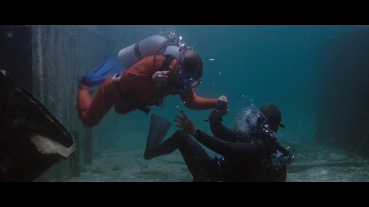 Thunderball (1965) – underwater battle