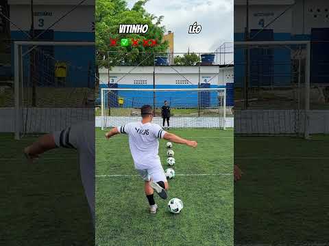 Chutando vendado em sequรชncia ๐๐