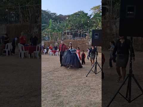 entrada de quinciañera a su fiesta 15 años nahuizalco sonsonate EL SALVADOR fiesta rosa 2026 febrero