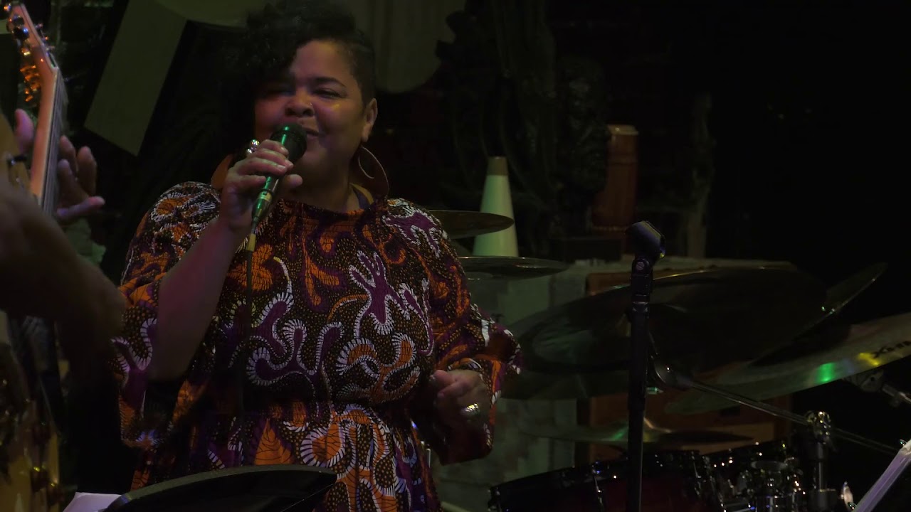 Videos | Colie Aziza