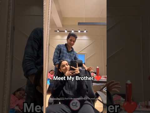 Aina Asif Brother & Mom 😍#youtubeshorts #ainaasif #mayiri