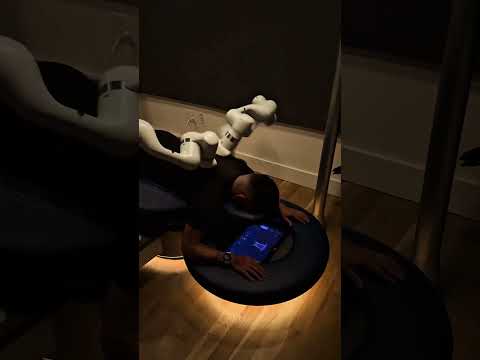 relaxing robot