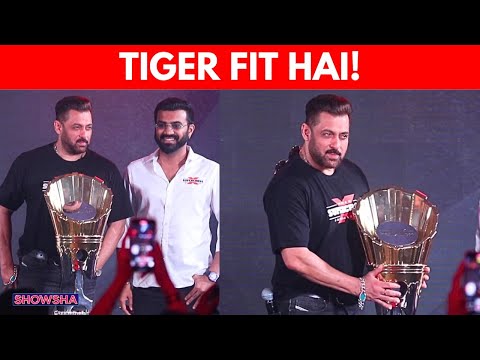 Salman Khan Shows Off His Toned Physique As He Makes A Rare Appearance At An Event I WATCH