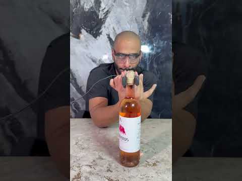 I tried opening a wine bottle with a hair straightener — does it work?#LifeHackTest #WineHack