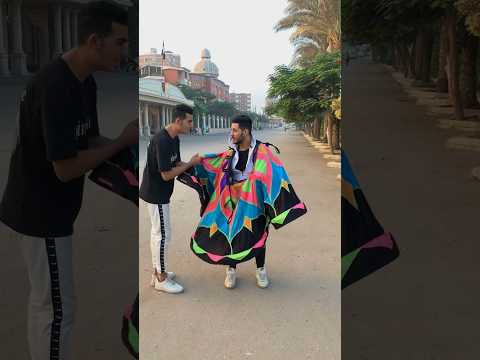 شوف بسرعه بتاع التنوره وهو بيصدم واحد في الشارع 😳♥️ #foryou #dance #explore
