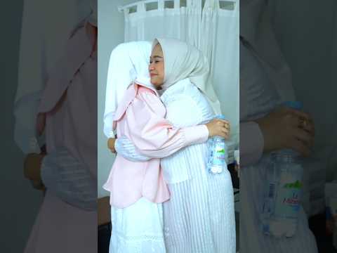 Intip keseruan Putri dan Mama kerja bareng, yuk! 👀