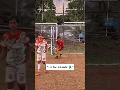 Eu tô gigante #goleiro #pênalti #defesa #gigante #gk #ecosdaarquibancada #futebol #viral #shorts