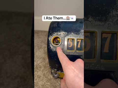 I Ate Gum Out Of A 100 Year Old Slot Machine…🎰🍬