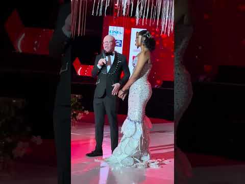 FULL VIDEO: HAJI MANARA ALIVYOMVALISHA PETE YA UCHUMBA ZAYLISSA