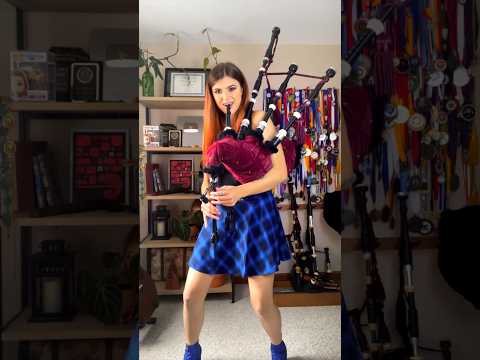 Does ”Blue” by Eiffel 65 bagpipe??