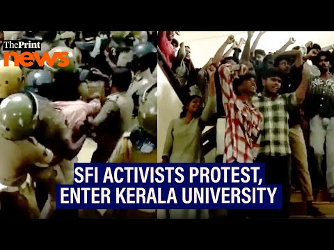 SFI activists protest against Kerala University Guv alleging ‘saffronisation of universities’