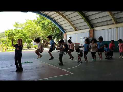 練習跳繩 - YouTube