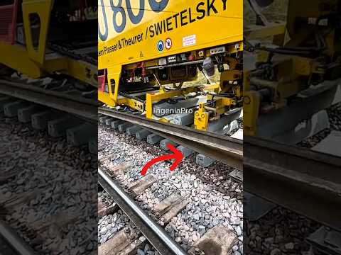 La máquina austríaca que renueva vías férreas ¡sin detener el tren! 🚄🔥