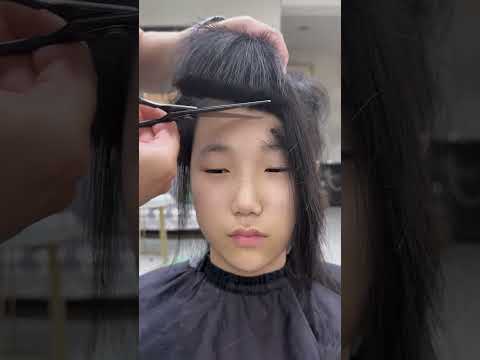 🎀 Cute Baby Girl Front Haircut ✂️ | Adorable Hair Transformation 💖 #shorthaircut #glowshinehaircuts