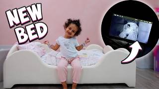 surprising Kylah with her new big girl bed + how her first night went!