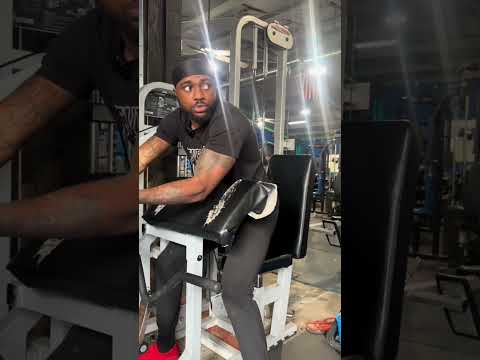 Using a machine after a girl at the gym. #gym #fitness #viral #youtubeshorts #shorts