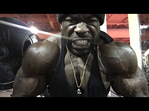Chest Workout w/ Kali  Muscle