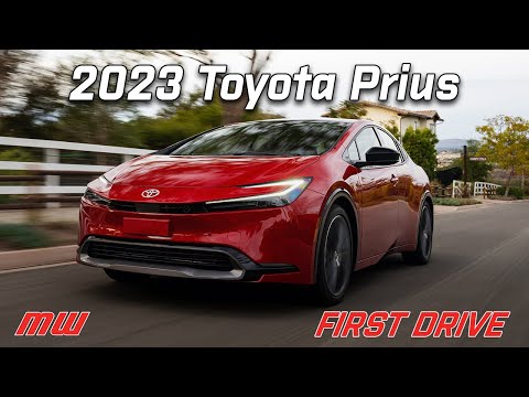 The 2023 Toyota Prius Improves in Every Way | MotorWeek First Drive
