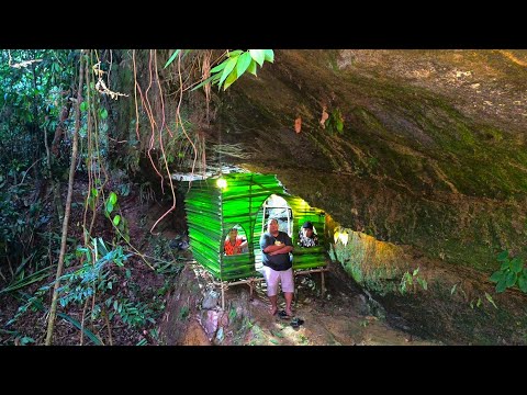 Camping hujan deras semalaman // tidur nyenyak di bawah batu besar tengah hutan sampai pagi