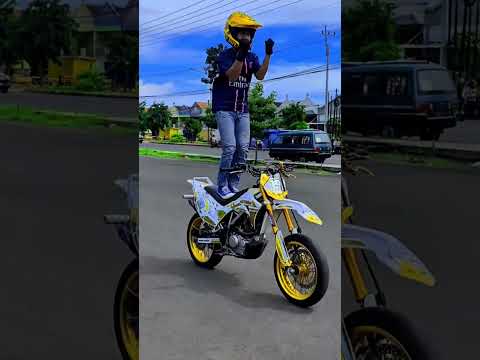 Velocity Di Atas Motor #shorts #velocity #supermoto #busyairi1927