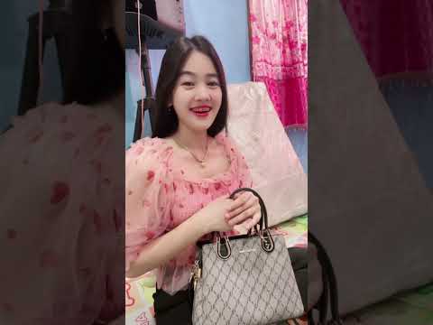 ตอนเด็กร้องเอามาม่าๆ#ตอนโตมาร้อง...พี่จ๋าเอาไวๆจ้ะ555+🤣💯👿😍💖💦#คลิปตลก #ฮาๆ #สวย #น่ารัก #dance
