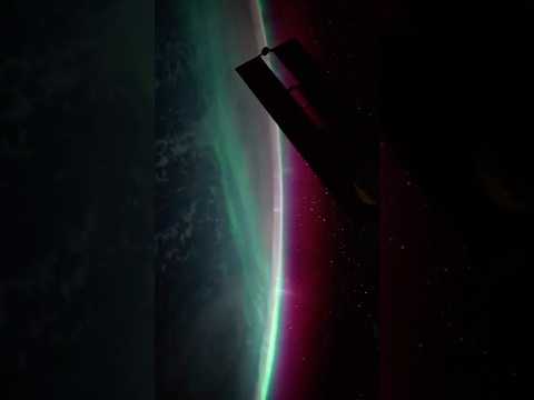 TE ENSEÑO LAS AURORAS DESDE EL ESPACIO 🌌
