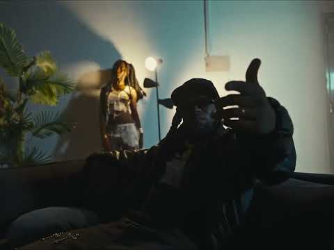 Black K, Panther Stuff - LAAARGE FLY1#