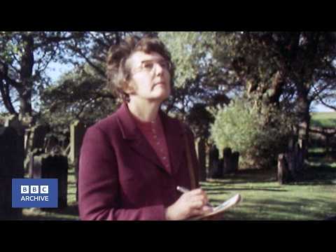 1972: The Historic Building Investigator | Look Stranger | BBC Archive