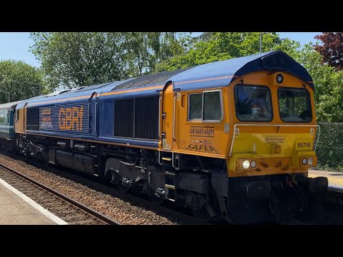Class 66 66748 and 66765 haul 'The Parkeston Panorama' tour past Eccles Road | 27th May 2023