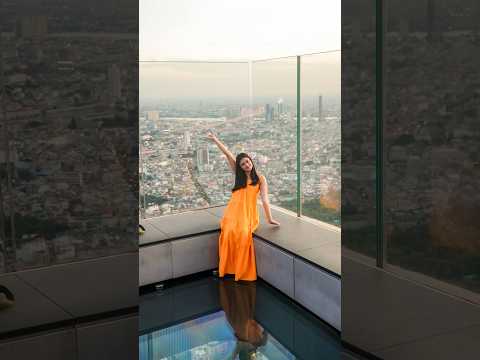 We click Thailand tallest building 😍 @SuyashVlogs @SurajYashiShorts #thailand #tallestbuilding