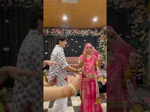Bhabhi sa ke sath dance 🕺 #karnifashion #wedding #minivlog #ratanchouhan