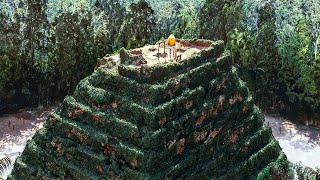 They End Up Trapped on Top of a Cursed Pyramid as The Locals Kill Anyone Who Tries to Escape