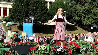 Video: Standkonzert 2023 - Landjäger-Marsch - Ehrendirigentin Hanna Sammüller-Gradl (Video: Nina Eichinger)
