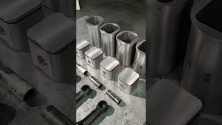 We make an engine with square-section pistons