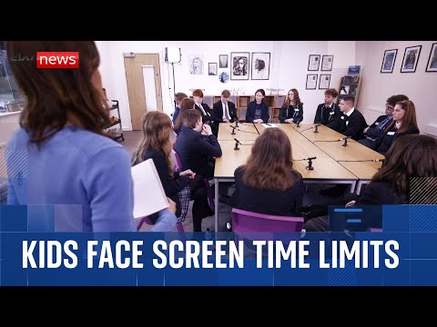 Government considers two-hour app time limit and curfews for children
