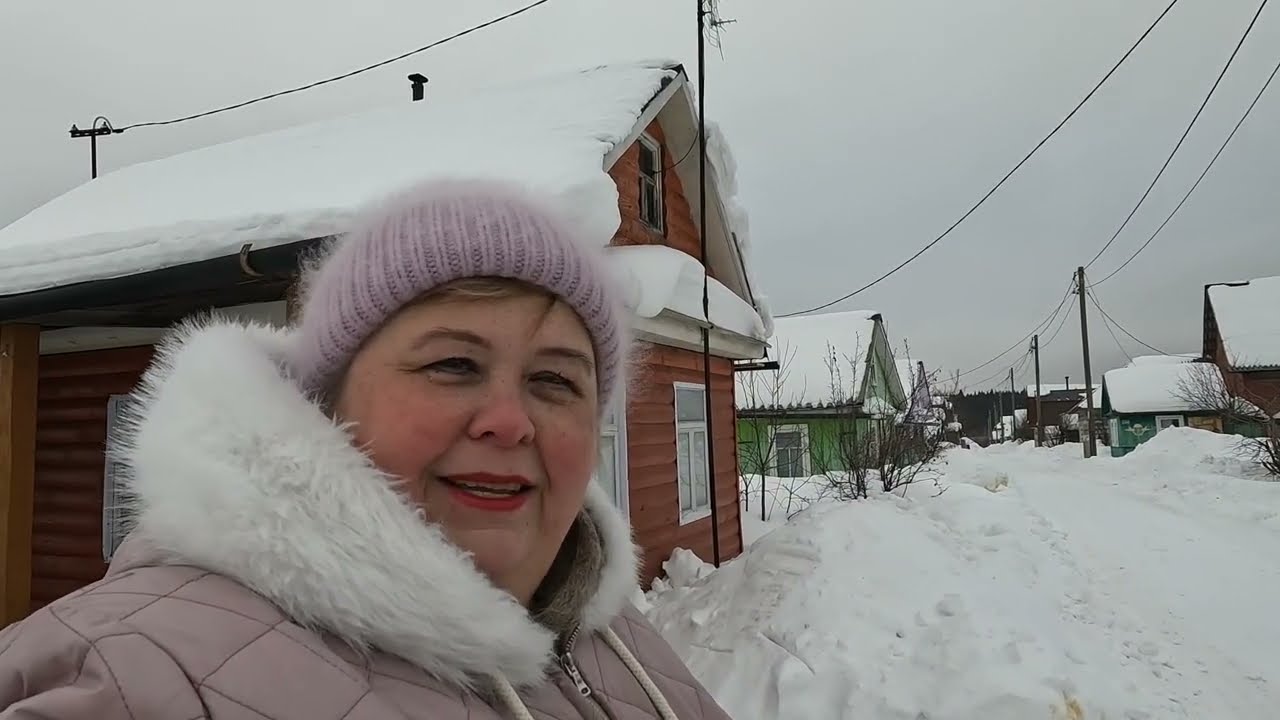 Новый дом для Дуни. Убираем завал снега на даче. Покупки для ребятни.