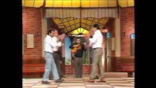 Mula Serrana - Romildo e Romerito e Grupo de Catira Tangará