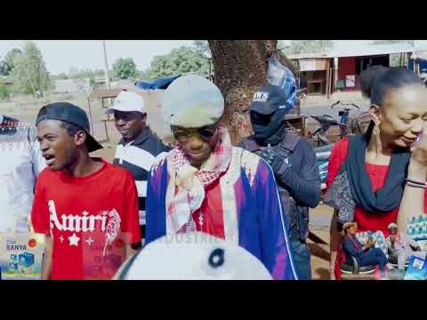 Le Fou Woroli, Boua Ladji et sa famille est avec Sanya industrie visite à Safo