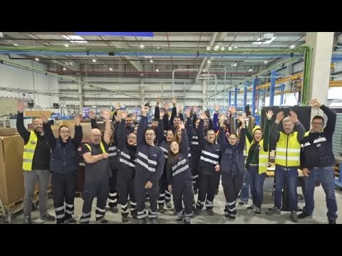 SWEDISH: Ta en titt på Saint-Gobain Abrasives nya fabrik för polernylonmaterial i Maia, Portugal!