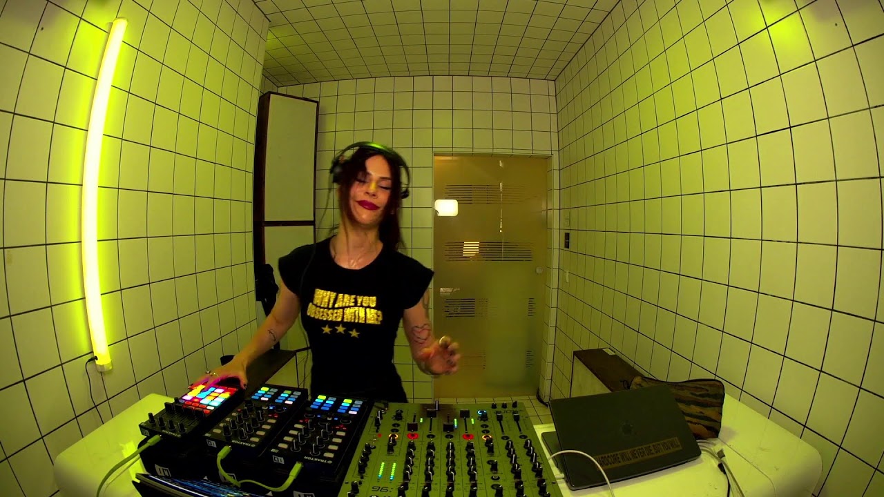 Go Hard or Go Hardcore – Rebekah | HÖR – July 3 / 2025