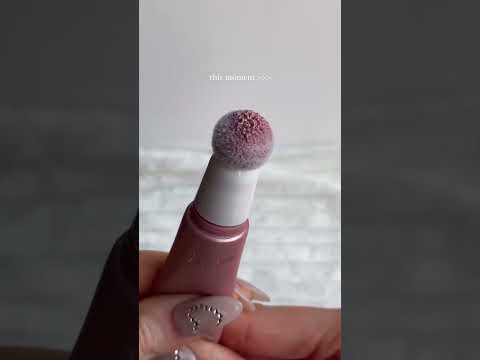 Highlighter ASMR 🤎#makeuptutorial #makeuptricks #highlighter #makeup #viral #shorts #viralsong #song